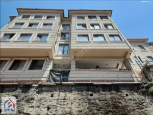 Beyoglu Merkezde Homofis Kullanimina Uygun Dubleks Daire