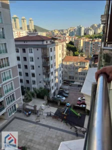Yuzme Havuzlu Guvenlikli Site Icerisinde Bakimli 3 Plus1 Daire